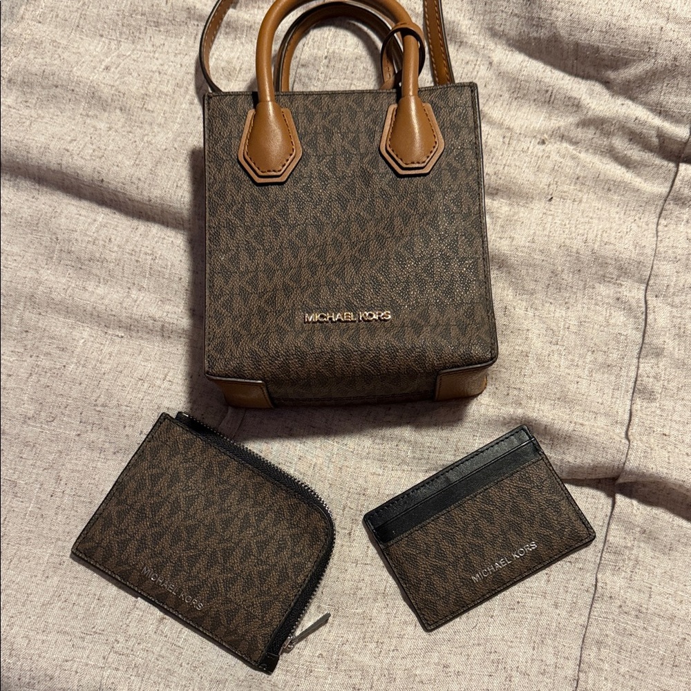 Michael Kors Brown Monogram Mini Tote Set with Wallet & Card Case